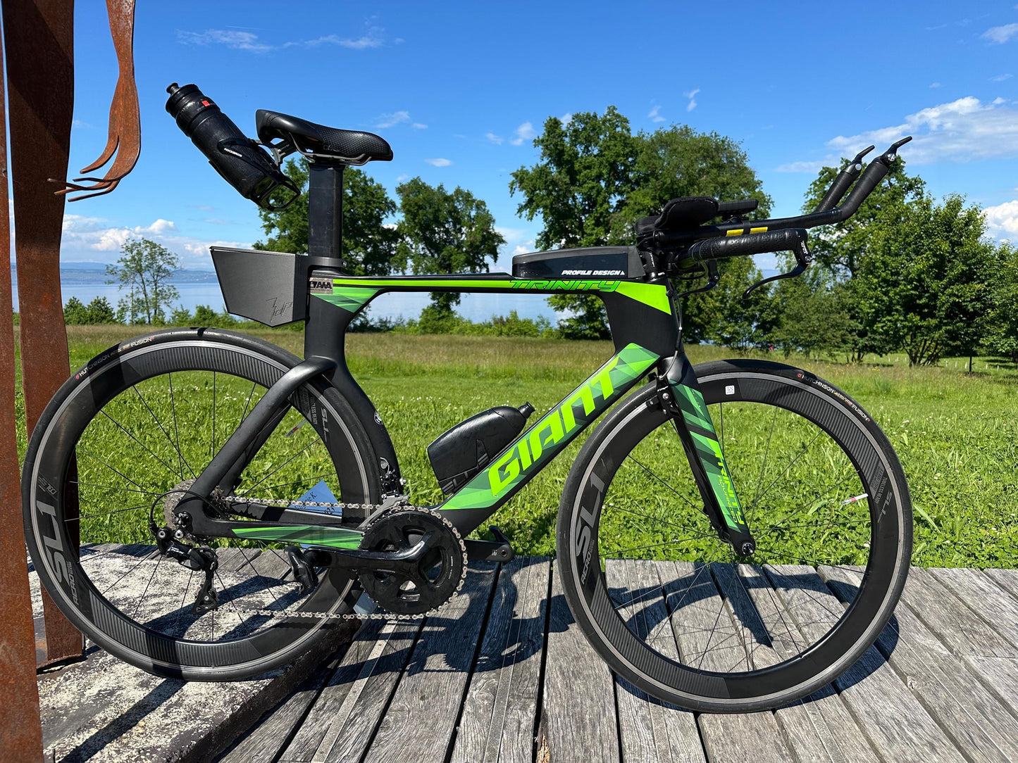 Toolbox compatible with Giant Trinity (2018-2022 model)